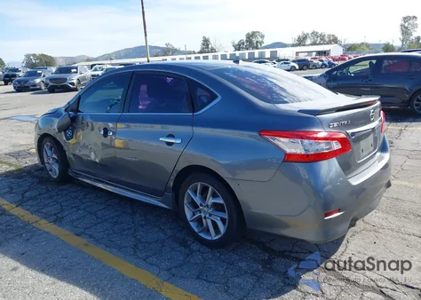 2015 Nissan Sentra Sr z USA, uszkodzony, nr VIN 3N1AB7AP3FY329621
